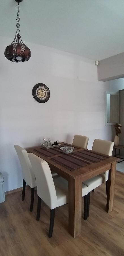 Sunny Apartment 21,Obzor Luaran gambar